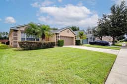 Stunning 3 bed former model home (329656) - Image 5