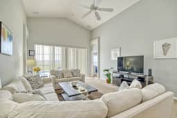 Gorgeous 5 bed with south facing pool (350187) - Image 5