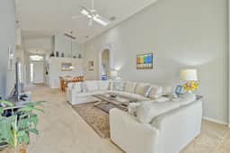 Gorgeous 5 bed with south facing pool (350187) - Image 4