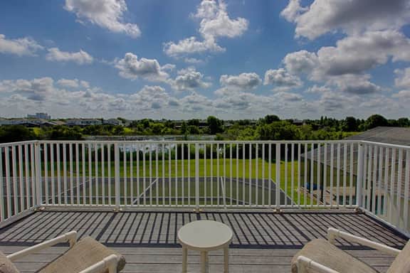 Beautiful 4 bed with conservation views (329653) - Image 2